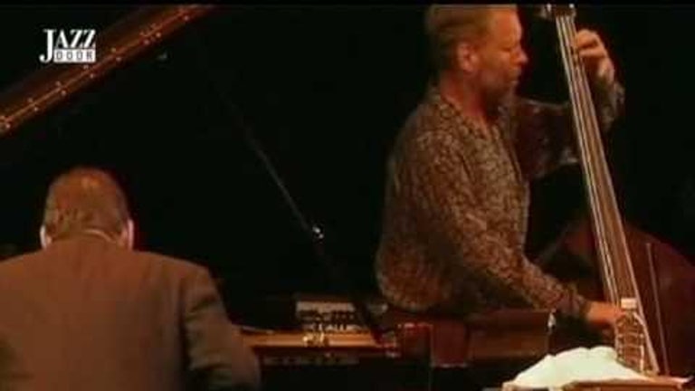 Brecker, Metheny, Calderazzo, Holland, DeJohnette- Sling and Arrows (part 2)