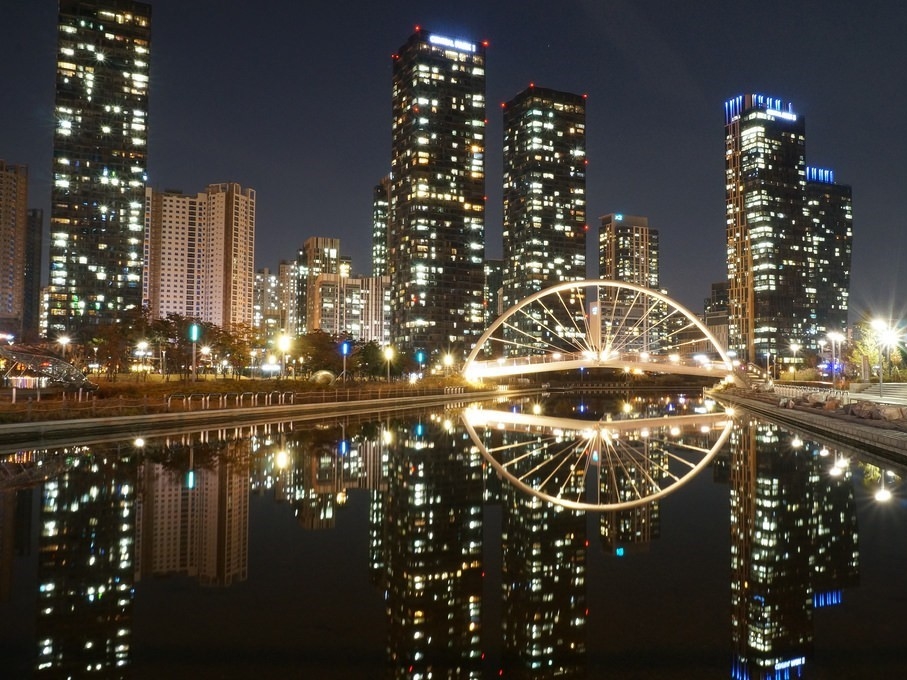 (주)블루문인베스트(연 40~45%수익) | 밴드