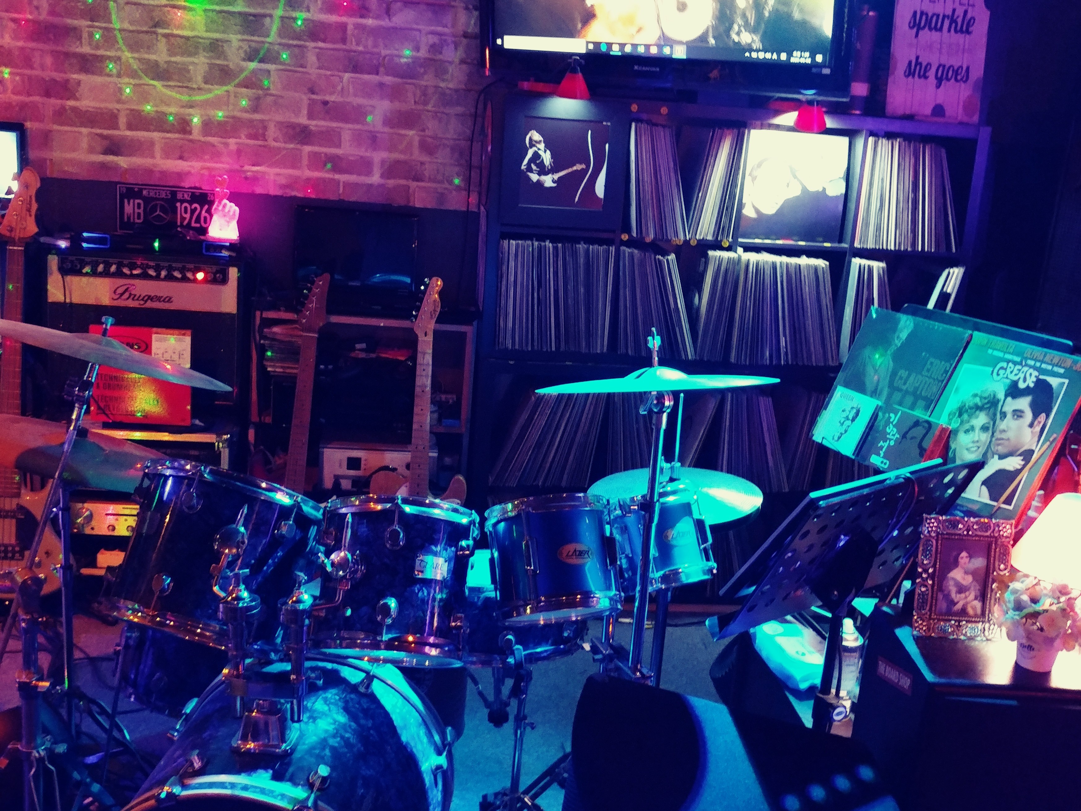 라이브 악기연주, 노래, 친목 BAND