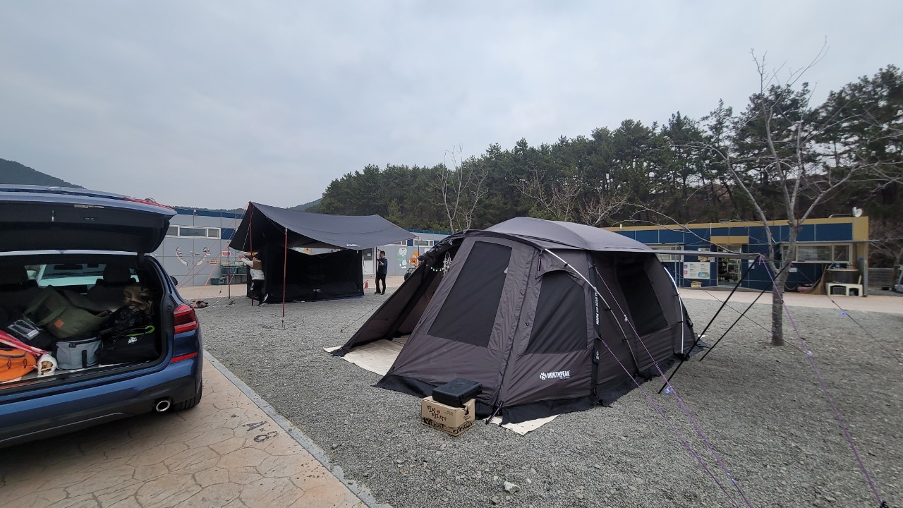 캠핑장터(캠핑용품중고직거래장터,텐트,타프,백패킹,오토캠핑장,콜맨,코베아,랜턴,화로대) | BAND 캠핑장터(캠핑용품중고직거래장터,텐트,타프,백패킹,오토캠핑장,콜맨,코베아,랜턴,화로대) | Band